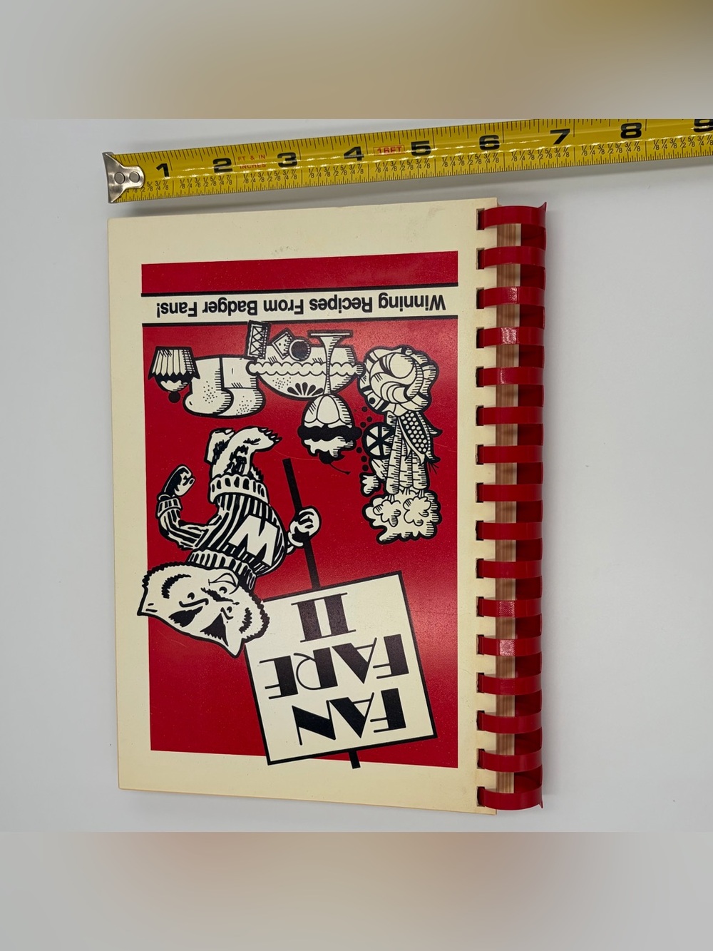VTG 1981 University of Wisconsin Badgers Fan Fare Il Spiral Cook Book Recipe UW - Picture 10 of 10